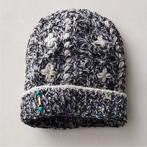 NWOT Free People Bsbee Handknit Beanie